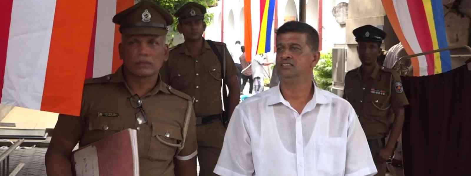 පොහොට්ටුවේ හිටපු සභාපති උදේනි අතුකෝරල අධිකරණයට